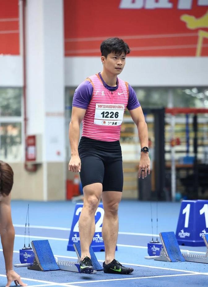 九游游戏中心官网注册账号-苏炳添击败老对手丁俊晖，晋级之路一路高歌