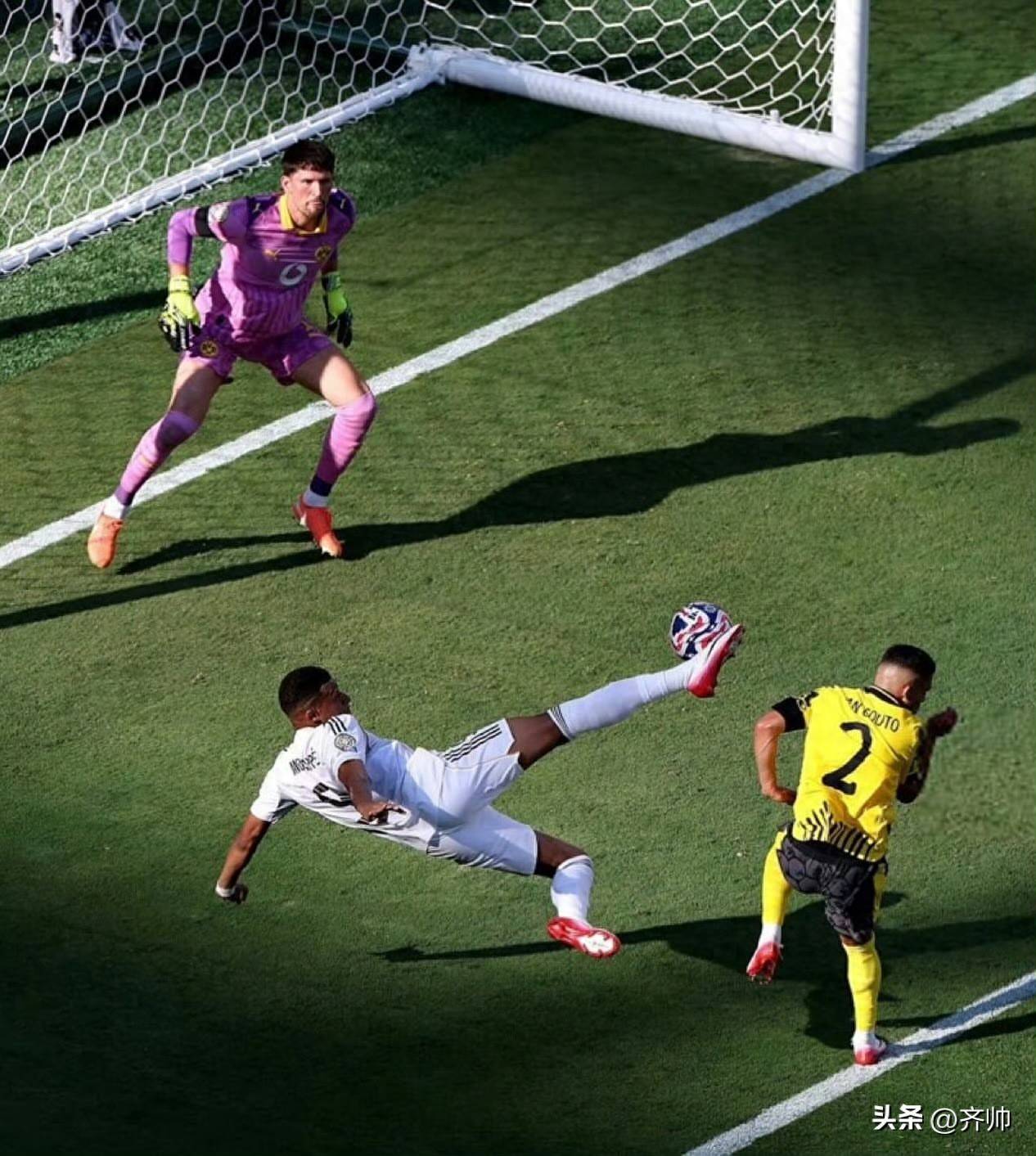 九游网官方网站入口-德罗巴焦点对战，姆巴佩与40激战法国队分钟，重返赛场胜负难料！